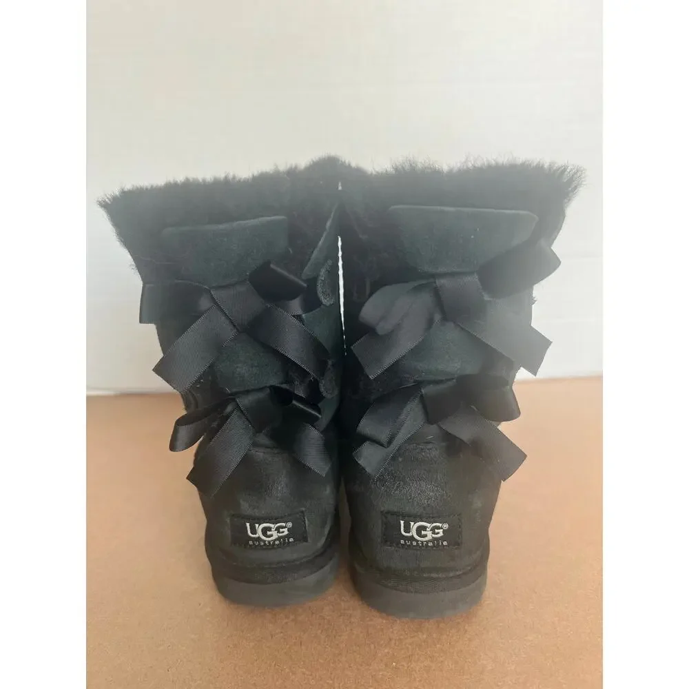 UGG Bailey 2954 Black Suede Bow II Shearling Mid Calf Water-Repellent Boots Sz 6